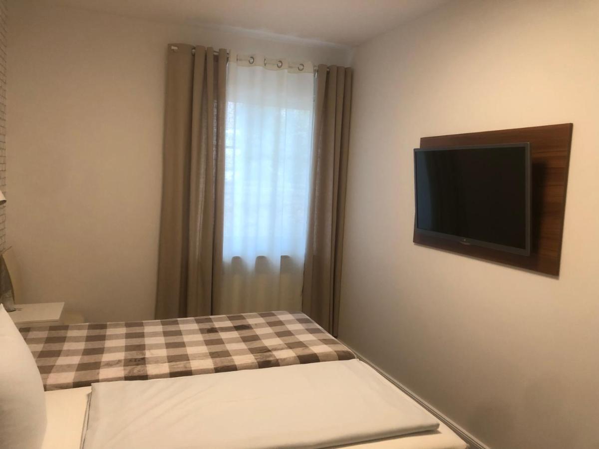 Hotellerie Gasthaus Schubert Garbsen Ngoại thất bức ảnh