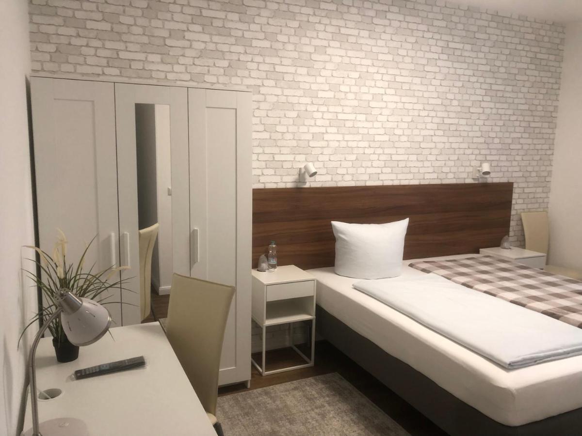 Hotellerie Gasthaus Schubert Garbsen Ngoại thất bức ảnh