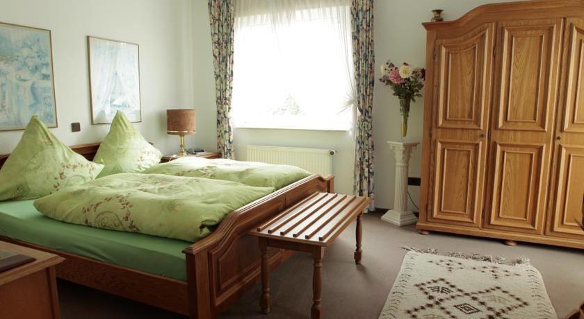 Hotellerie Gasthaus Schubert Garbsen Ngoại thất bức ảnh